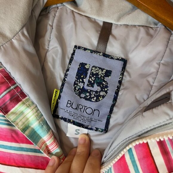 Burton Women's Snowboarding Dryride Faux Fur Trinity Stout Hitide Jacket Sz S - Picture 7 of 7